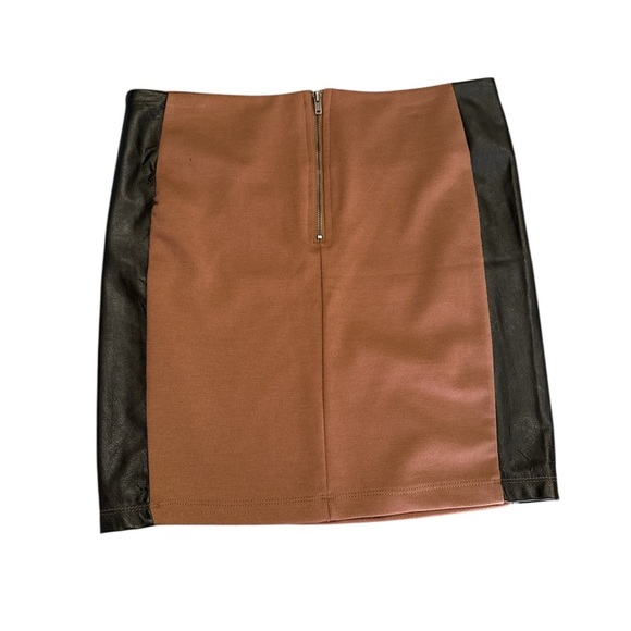 Forever 21 Tan and Black Pencil Mini Skirt Faux Leather - Picture 3 of 5